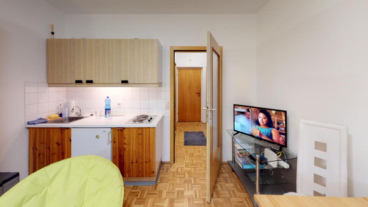 Apartamento Vintage Garconiere Mit Balkon - 25 M2 Gmunden Exterior foto